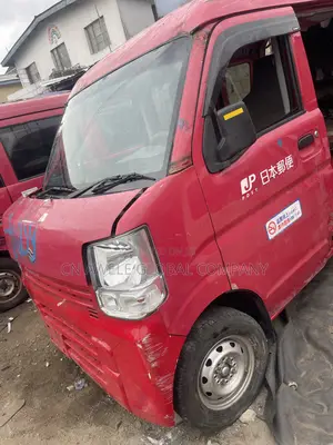 Suzuki Every 2010 Red