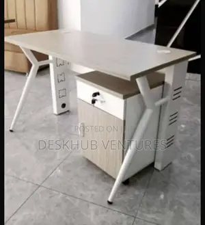 1.2m Smart Office Table