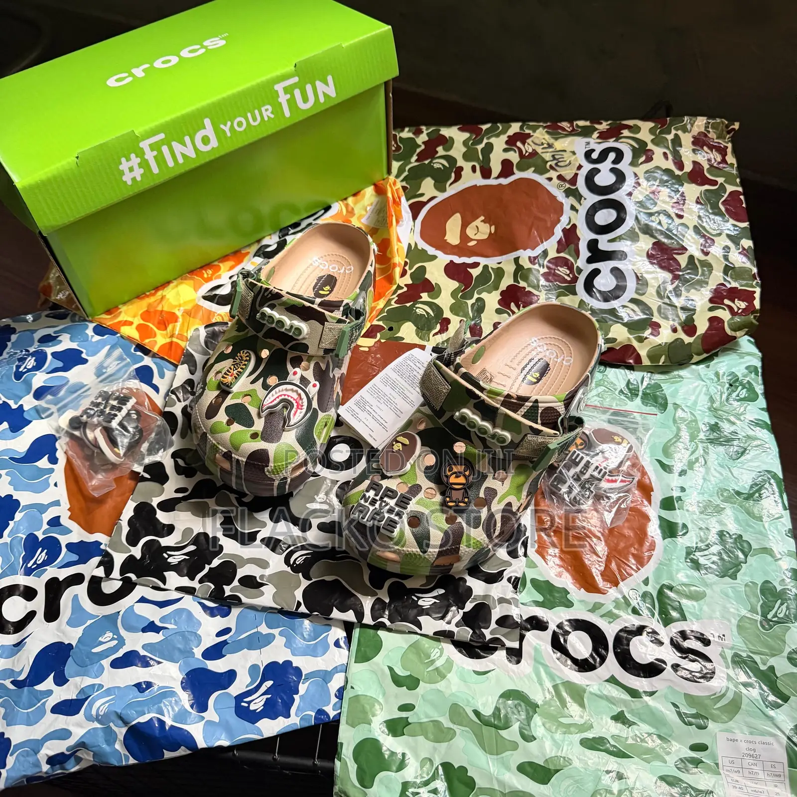 Original a Bathing Ape X Crocs Clogs