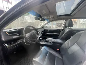 Toyota Avalon 2017 Silver