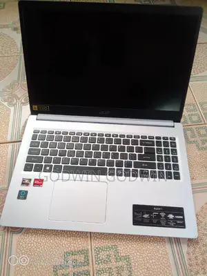 Laptop Acer Aspire 5 8GB AMD Ryzen 5 SSD 256GB