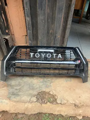 Toyota Hilux 2025 Front Grill