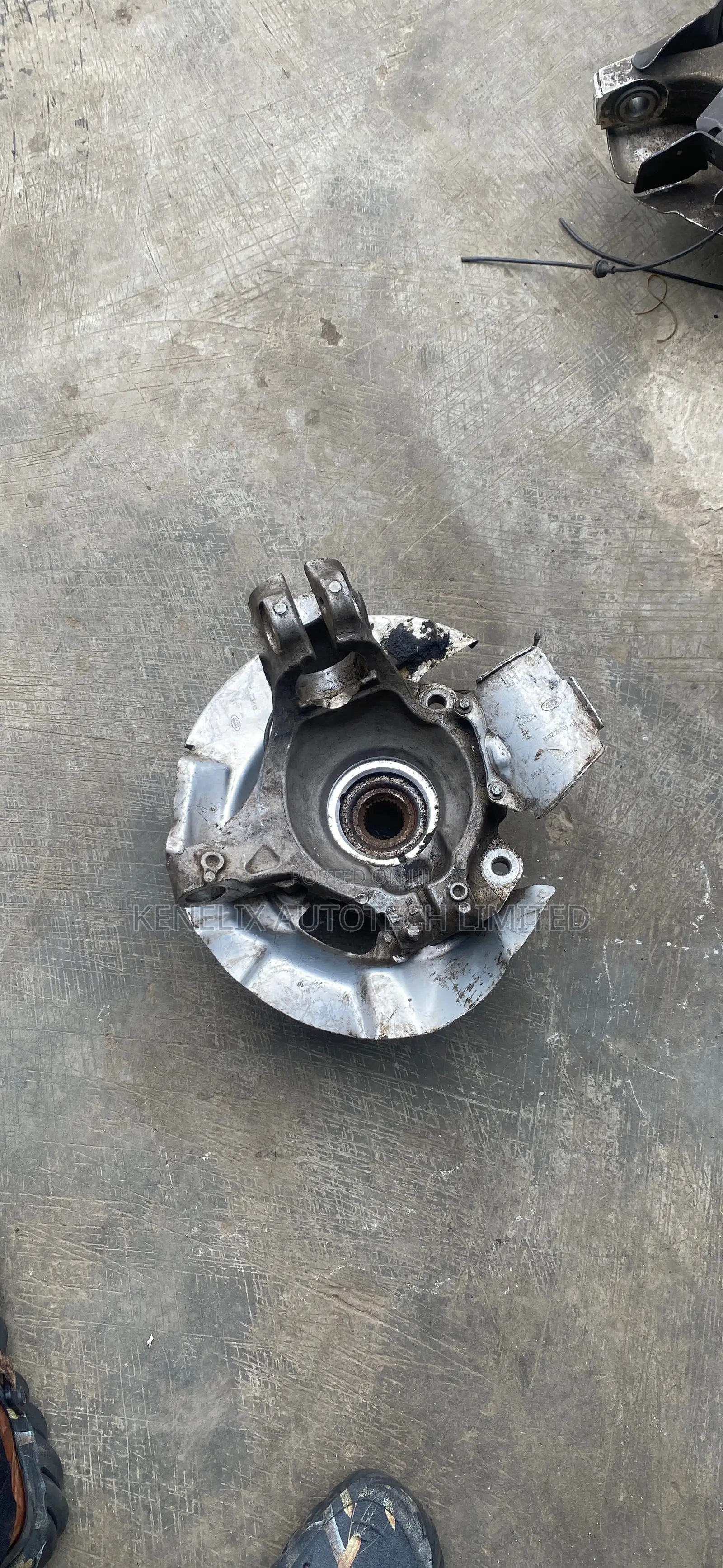 Front Hub Range Rover Evoque 2018,2020
