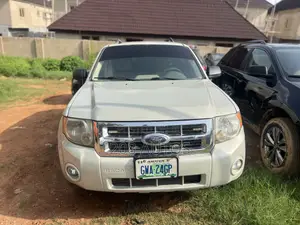 Ford Escape XLT 2WD 2.3 2008 Off white