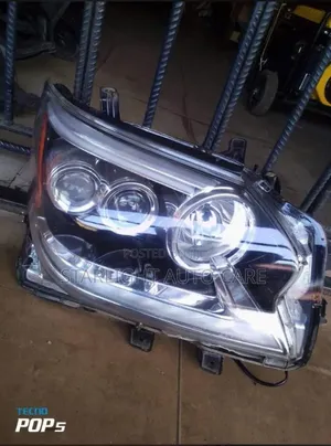 Headlamp Lexus Gx460 2013 Passenger Side (Right) Available as Seen