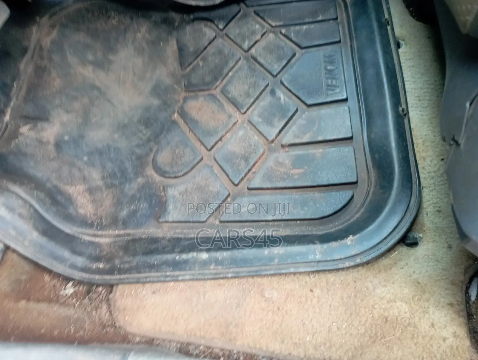Honda Pilot 2005 Silver