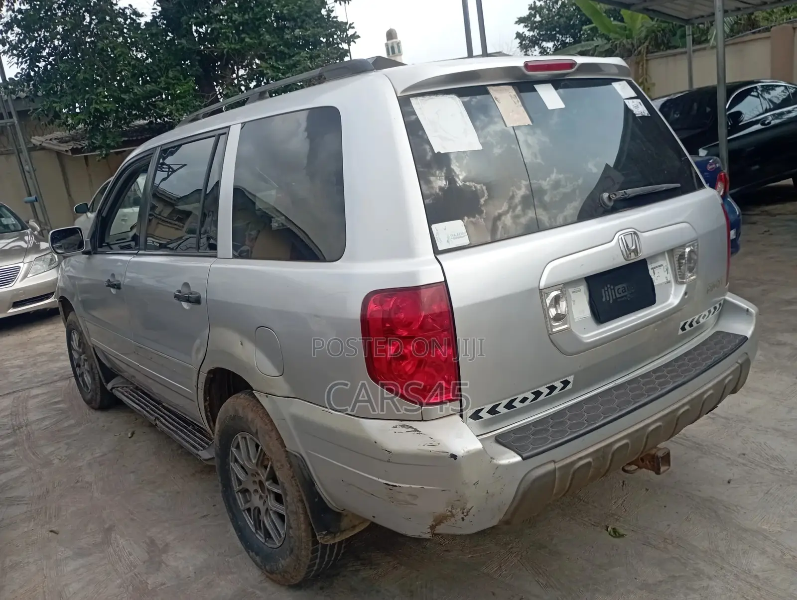 Honda Pilot 2005 Silver