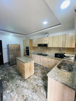 Luxurious 5 Bedroom Detached Duplex With Excellent Facilities