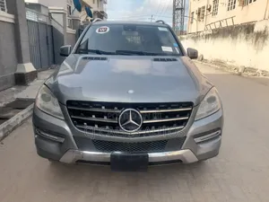 Mercedes-Benz M Class ML350 4dr SUV (3.5L 6cyl 7A) 2015 Gray