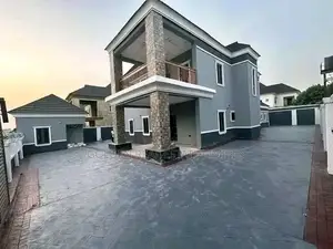 4bdrm Duplex in Apo Resettlement for sale