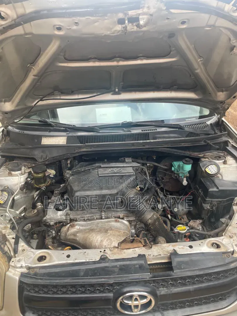 Toyota Alphard 2005 Grey