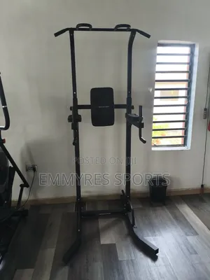 “Dip Chin Machine – Pull Up Dip Strength Training Equipment”