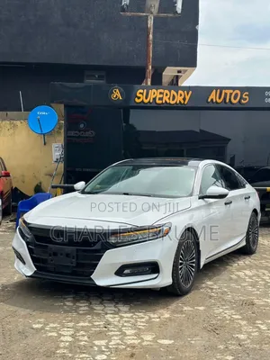 Honda Accord Touring 2018 White