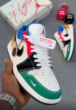 Off-White X Air Jordan 1 Low Sneakers