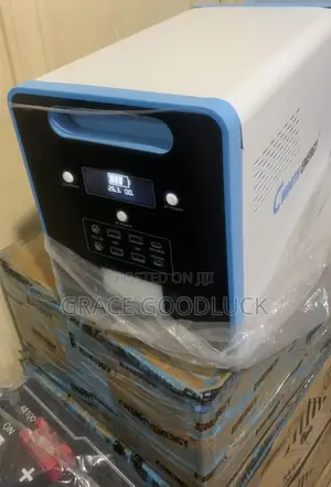 Lithium Battery Solar Generator C Worth 1.280kwh and 1200w Output