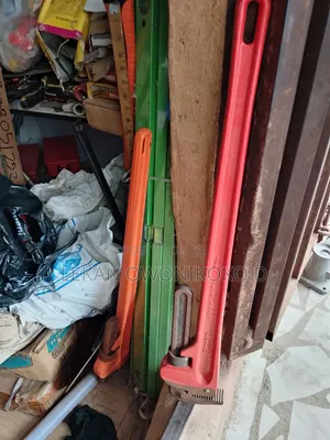 Heavy Duty Pipe Wrench 36" Inches