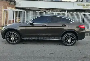 Mercedes-Benz GLC-Class 2017 Brown