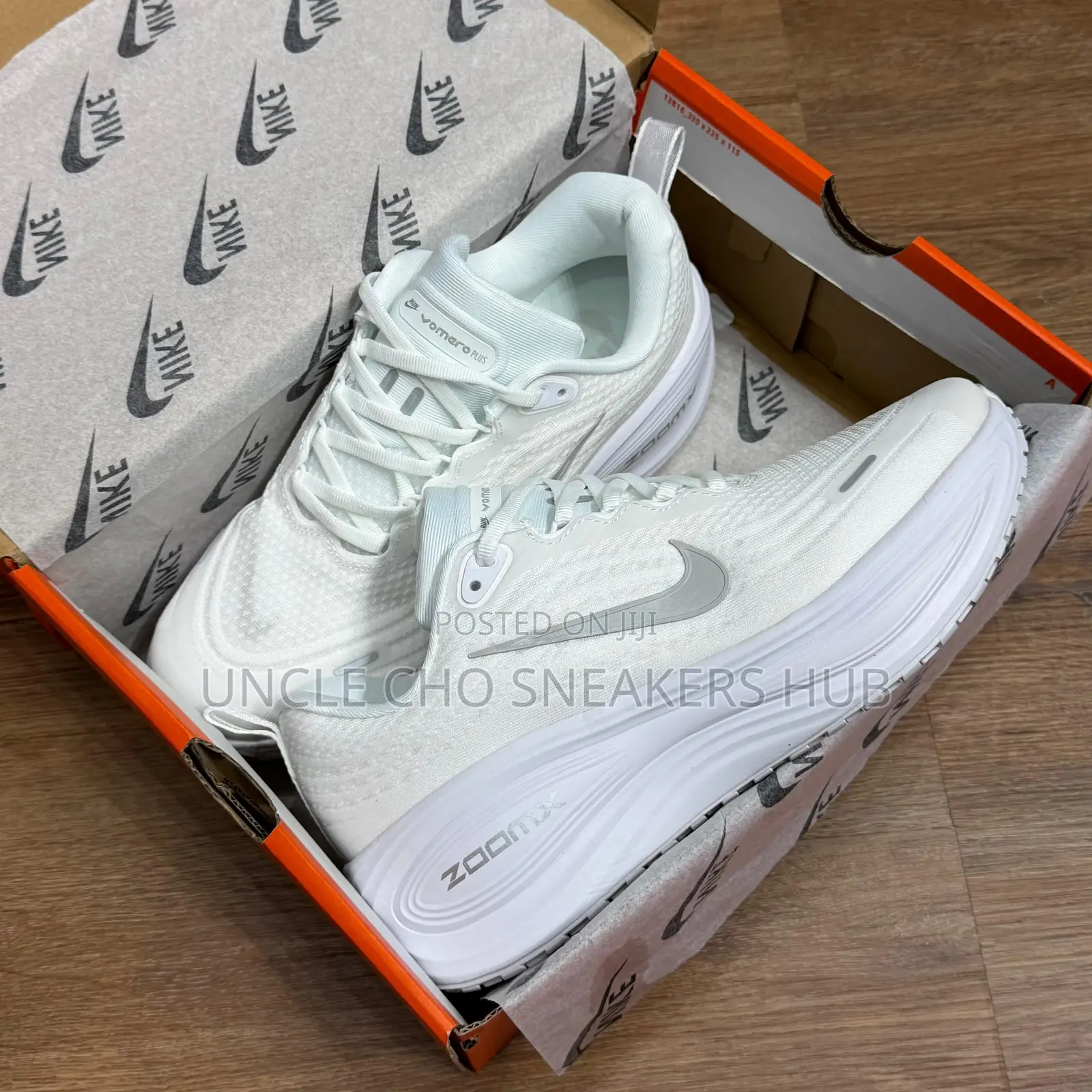 Nike Vomero Plus