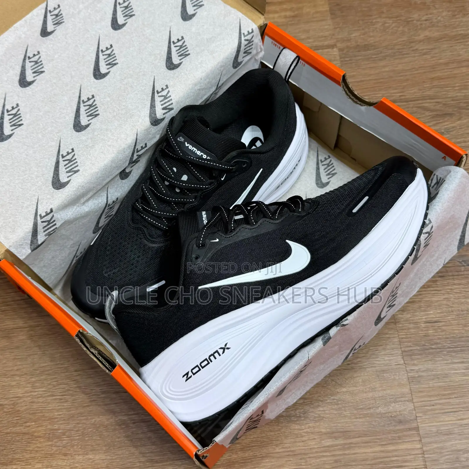 Nike Vomero Plus