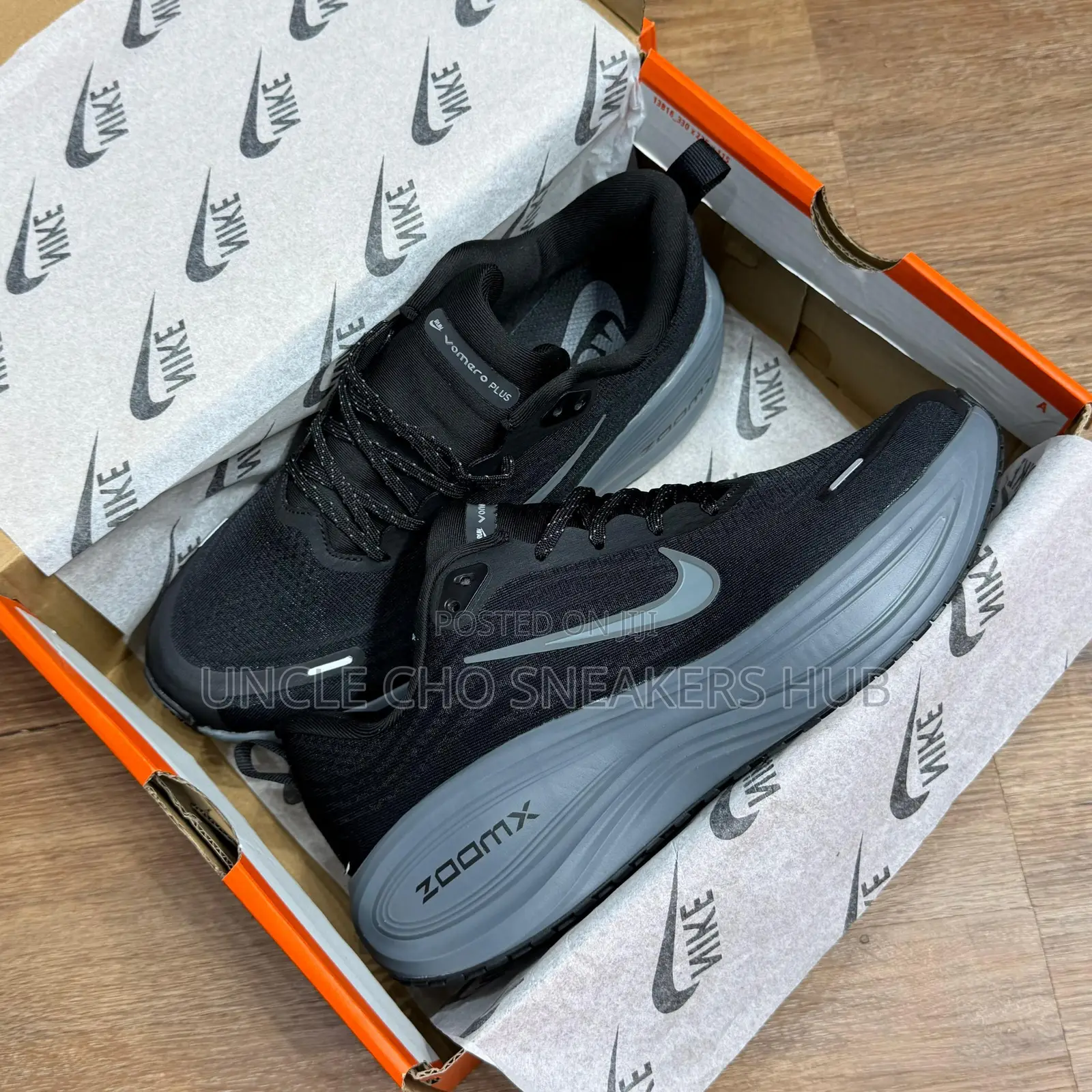 Nike Vomero Plus