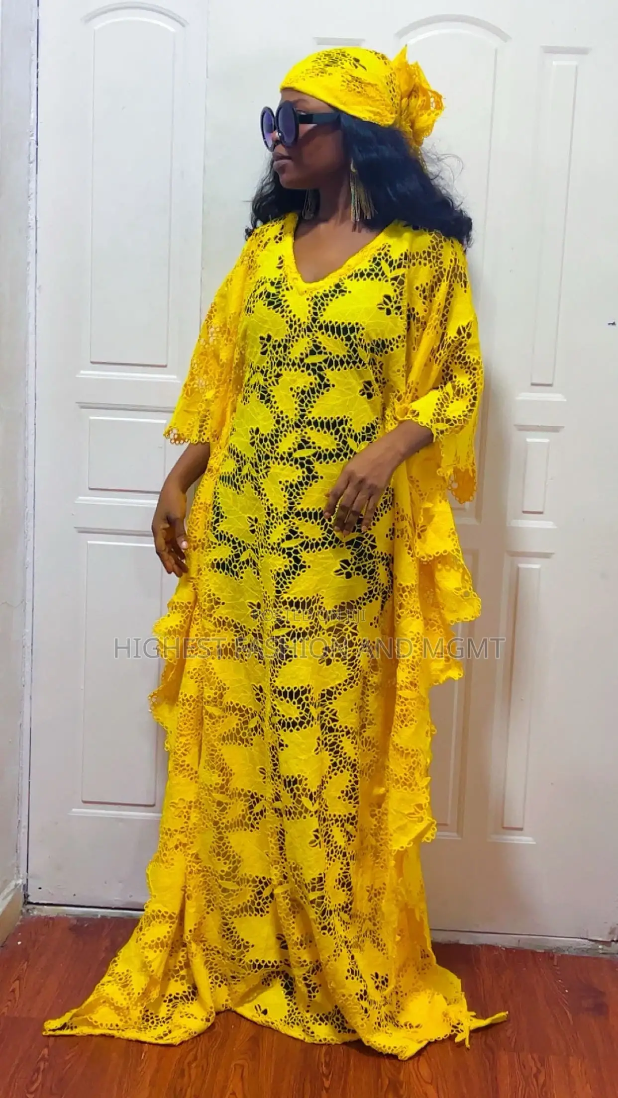 Lace Gown - Style 832