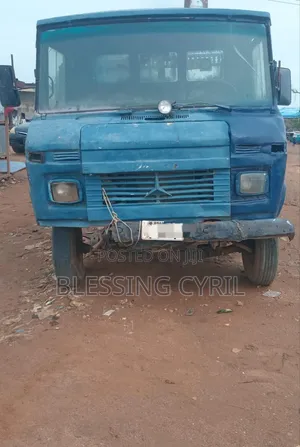 Mercedes-Benz Truck In a Buy and Drive Condition for 11m