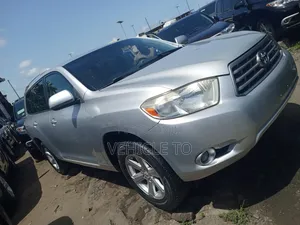 Toyota Highlander 2009 Silver