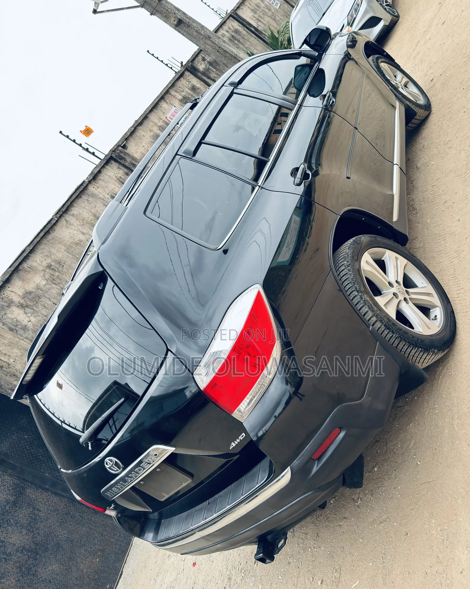 Toyota Highlander SE 2012 Black