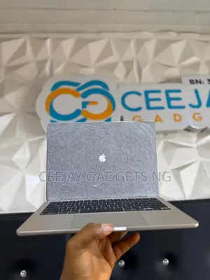 Laptop Apple MacBook Air 2026 M5 13-inch 24GB Apple M5 SSD 1T