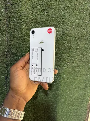 Apple iPhone XR 128 GB White