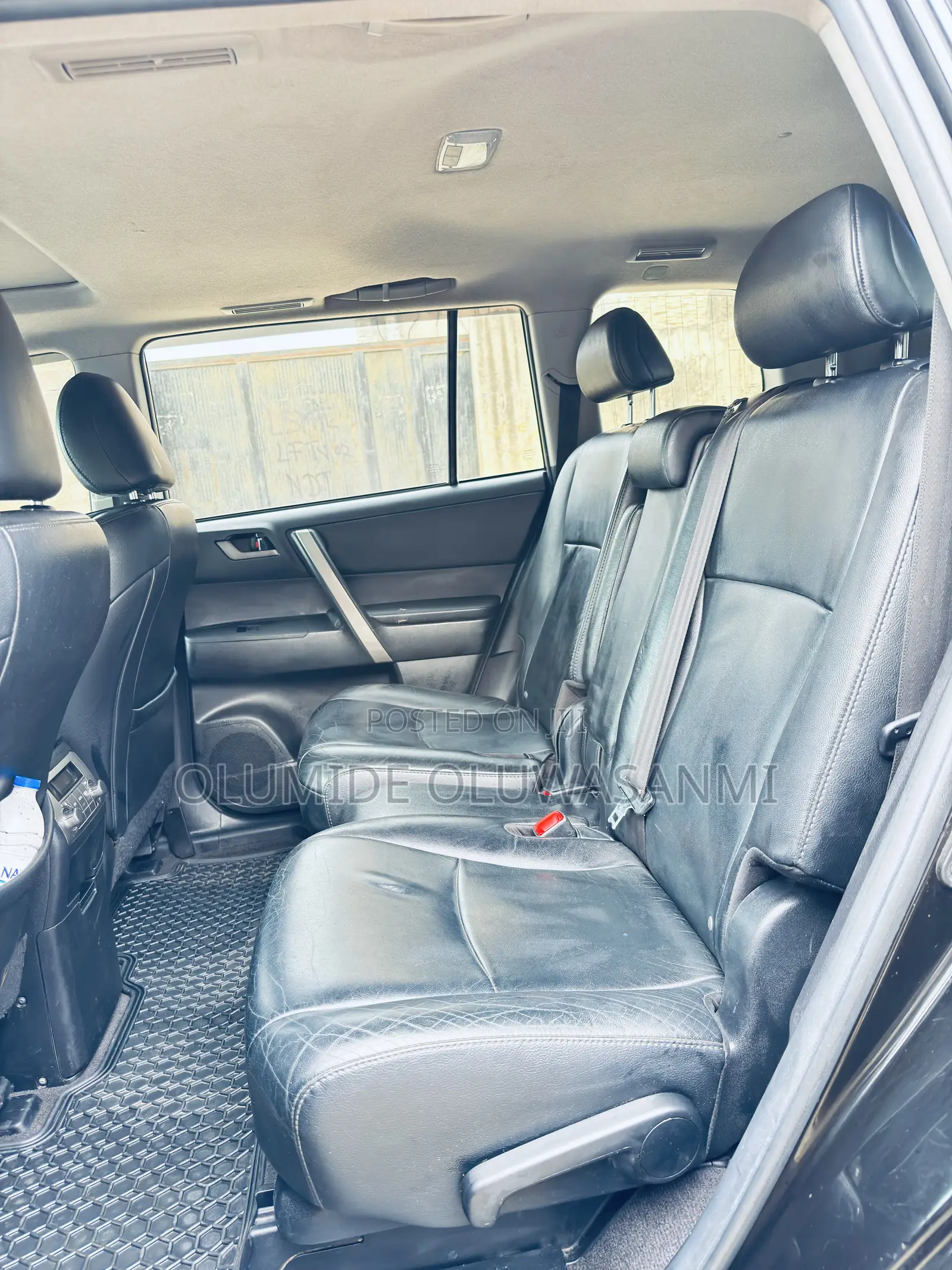 Toyota Highlander SE 2012 Black