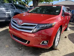 Toyota Venza Limited 4dr Wagon (3.5L 6cyl 6A) 2014 Red