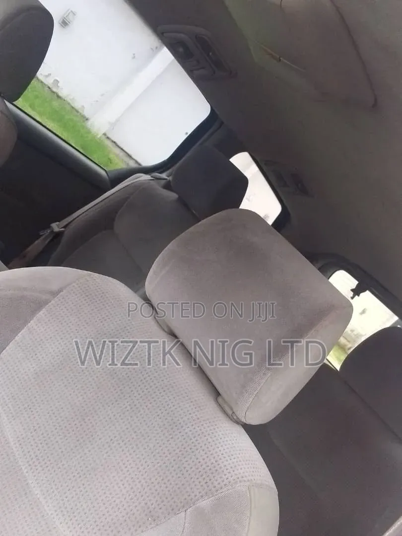 Toyota Sienna 2006 Blue