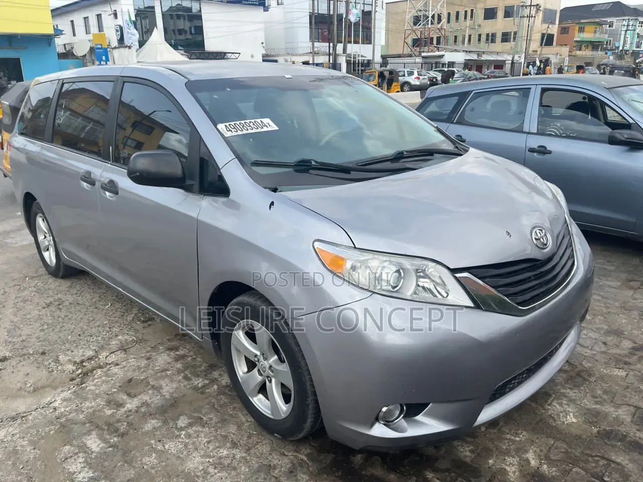 Toyota Sienna 2013