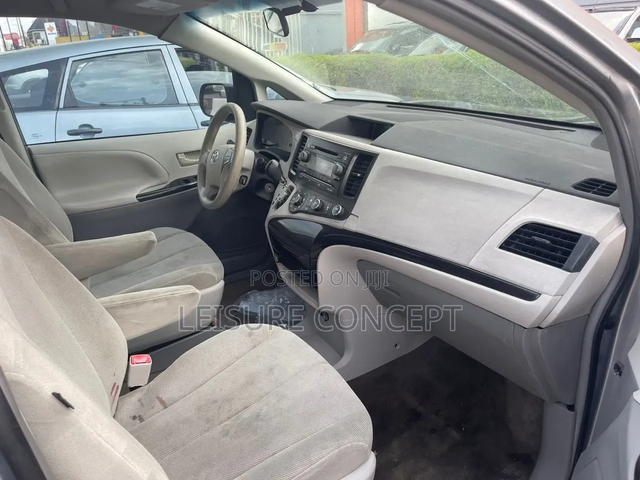 Toyota Sienna 2013
