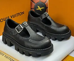Louis Vuitton Classic Men Sandal Shoes– Elegant, Durable Comfortable