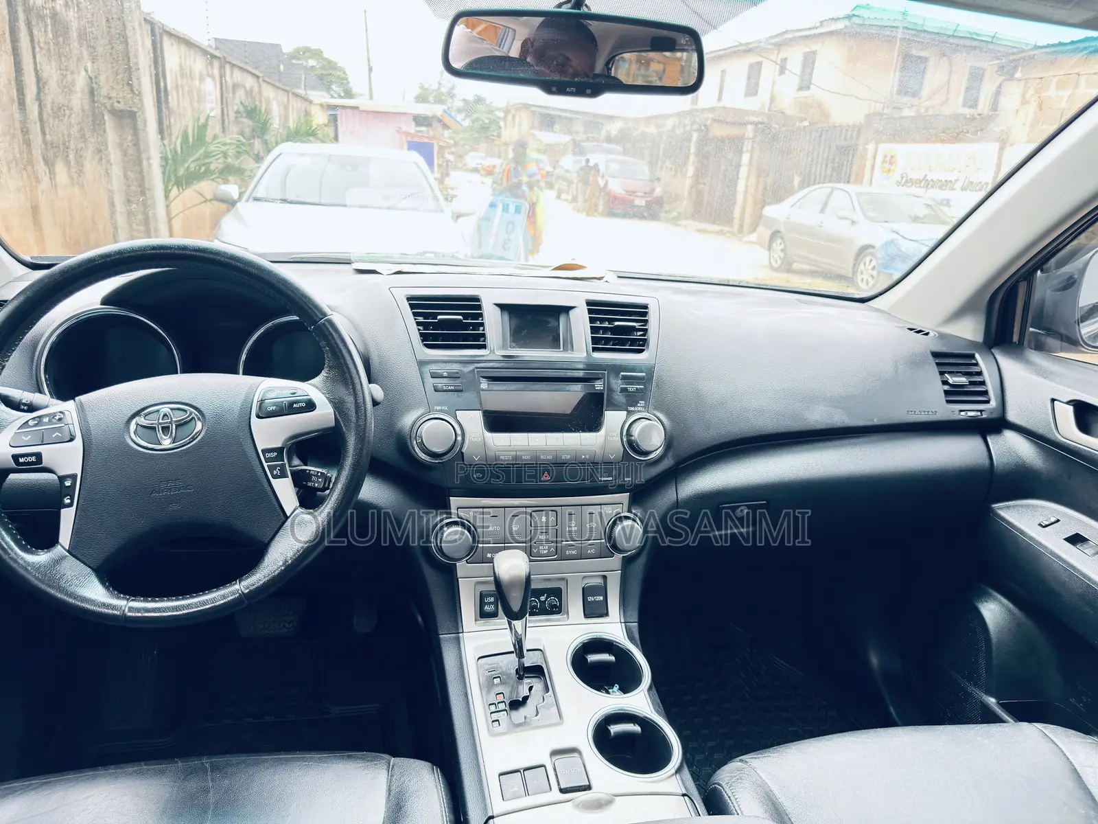 Toyota Highlander SE 2012 Black