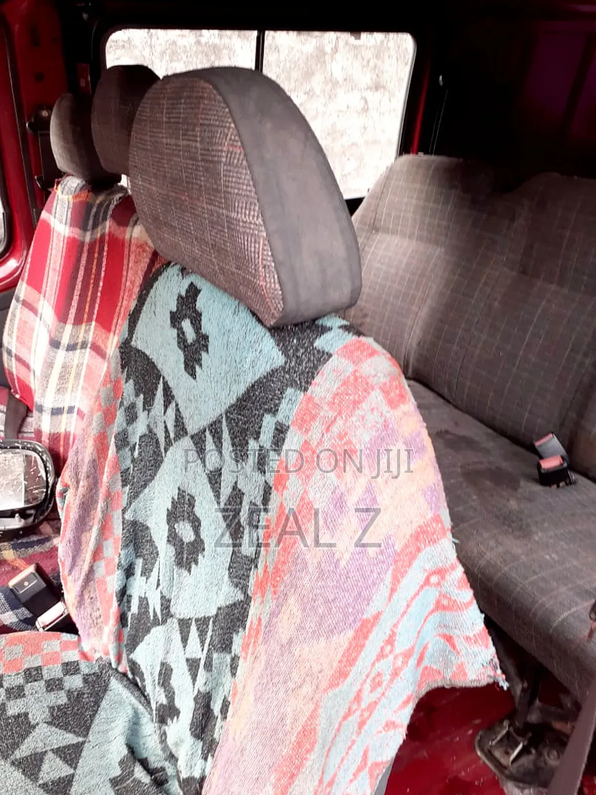 Ford Transit 2000 Red