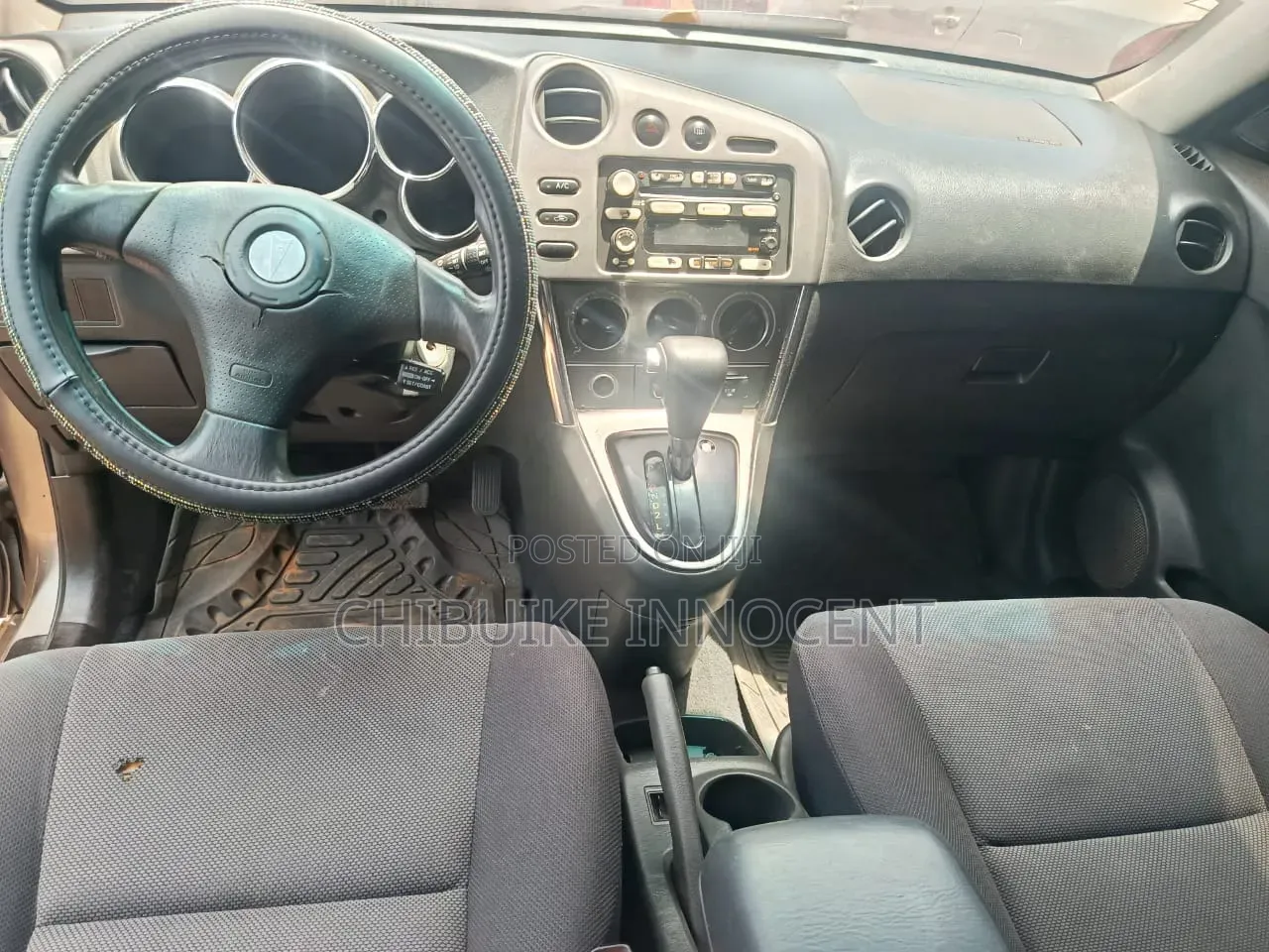 Pontiac Vibe Automatic 2004 Gray