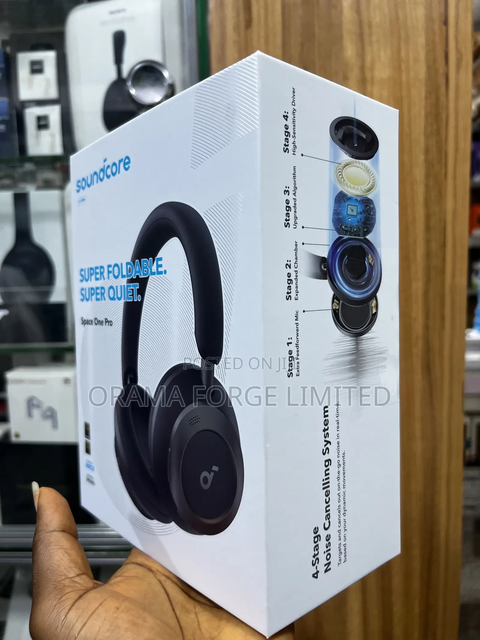 Soundcore Space One Pro