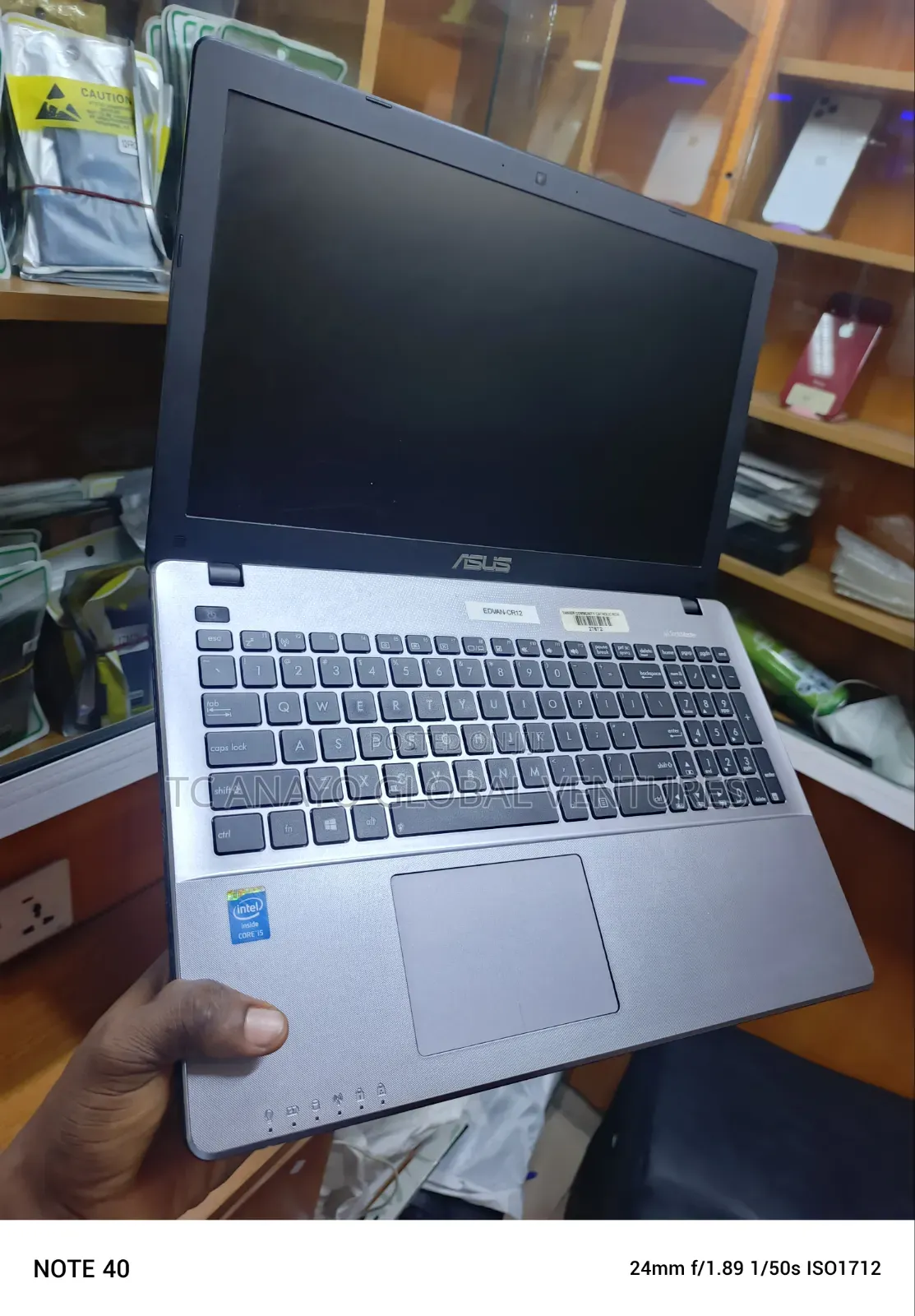 Laptop Asus X550LA 8GB Intel Core i5 HDD 500GB