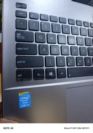 Laptop Asus X550LA 8GB Intel Core i5 HDD 500GB
