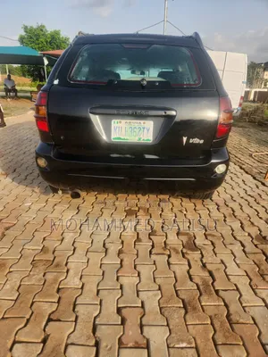 Pontiac Vibe Automatic 2004 Black