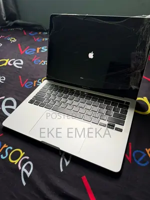 Laptop Apple MacBook Pro 2020 32GB Intel Core i7 SSD 512GB