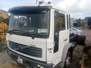Just Cleared Month Volvo Right Hand 10 Bolts