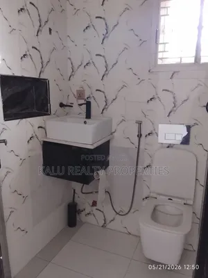 3bdrm Apartment in Lekki Phase1 for rent