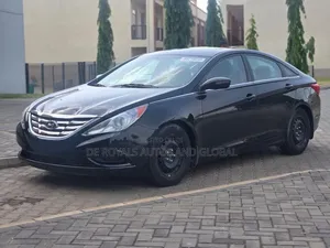 Hyundai Sonata GLS Sedan FWD (2.4L 4cyl 6A) 2011 Black