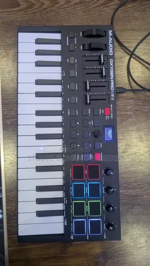 Oxygen Pro Mini Studio Midi Controller Keyboard
