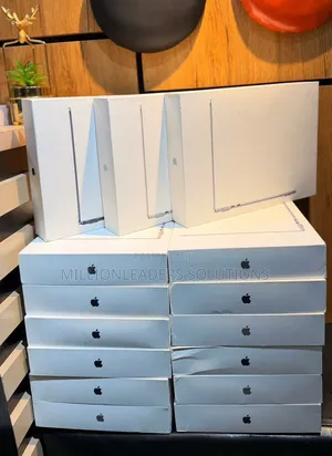 New Laptop Apple MacBook Air 2026 M5 13-inch 16GB Apple M5 SSD 512GB