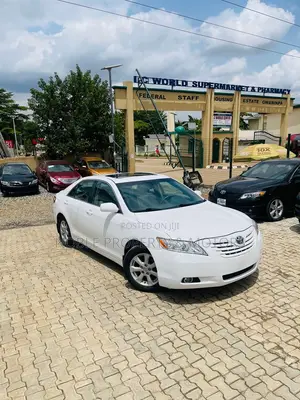 Toyota Camry LE 4dr Sedan (2.4L 4cyl 5A) 2008 White